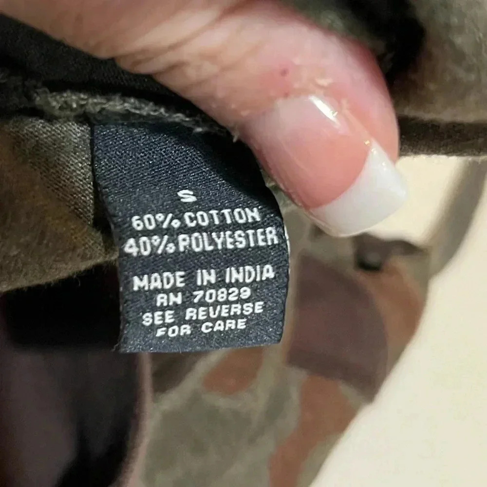 Carbon camo hooded sleeveless top small - Picture 8 of 13